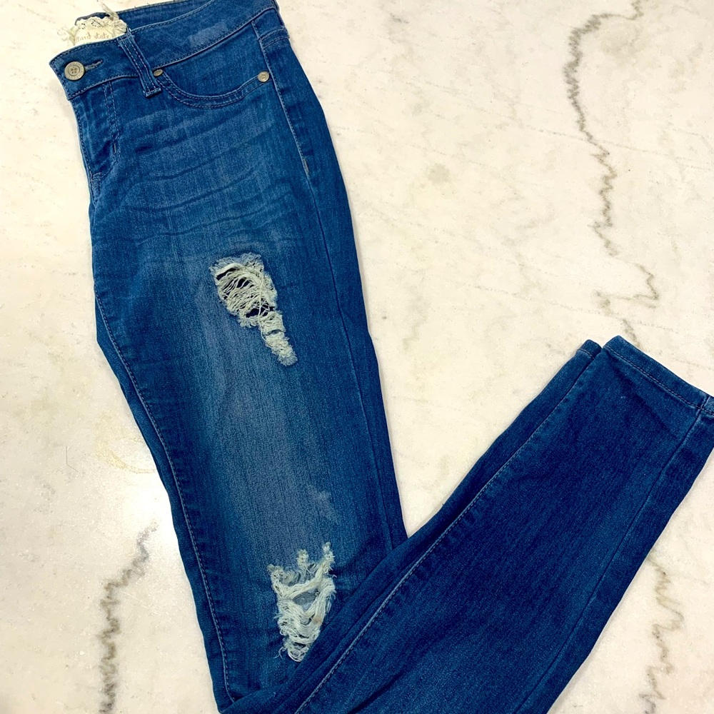 Altar’d State Jane Doe Repair Jeans